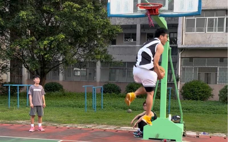 以深刻影响